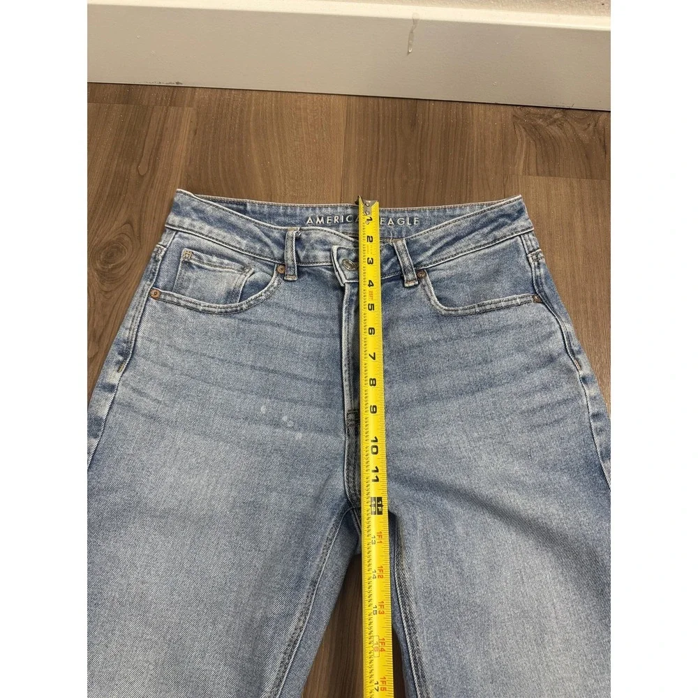 American Eagle Jeans Womens 6 Long Light Wash Blue High Rise‎ Mom Stretch Denim